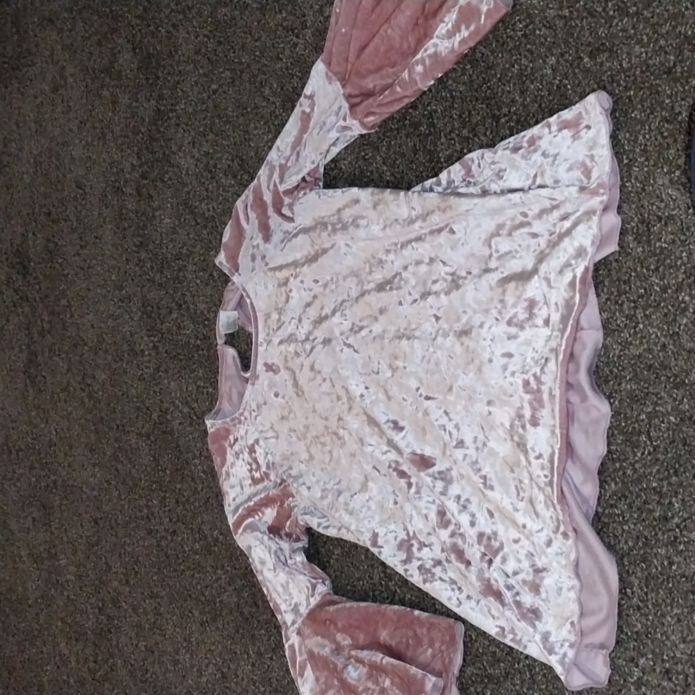 Pink velvet Cupio shirt
